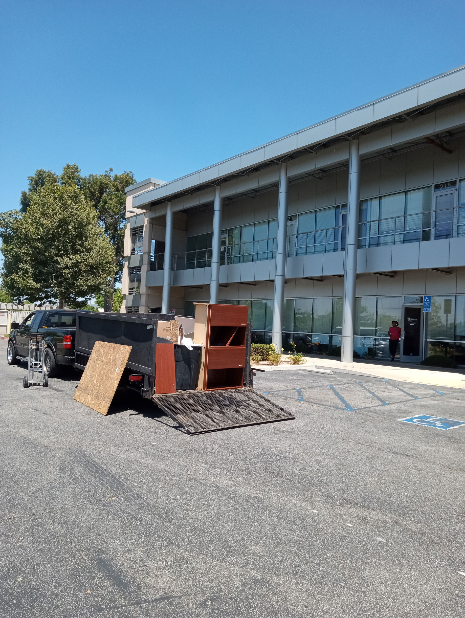 junk removal companies near me